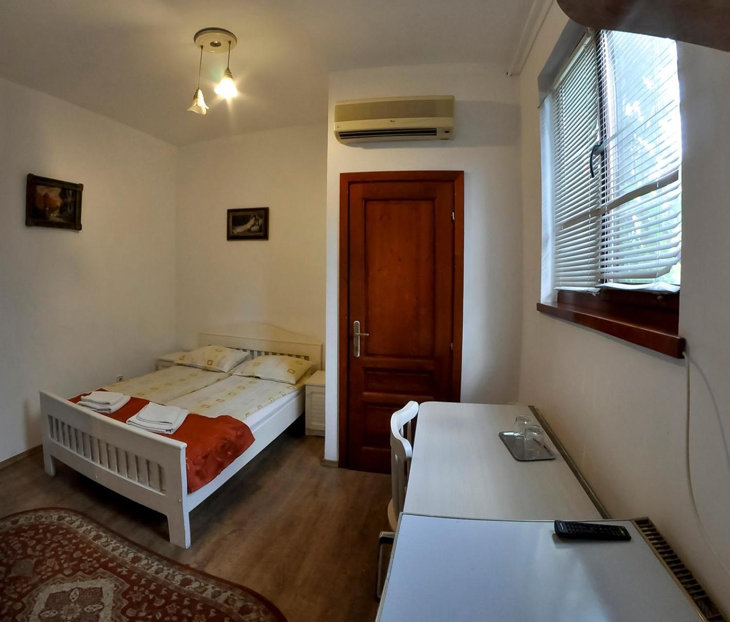 Pensiunea Sub Cetate Deva Exterior photo